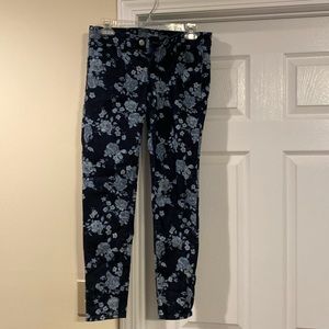American Eagle Patterned Jegging Size 4